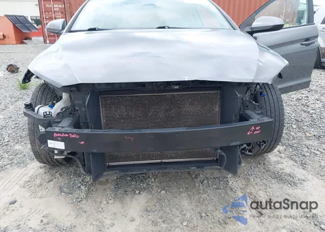 2018 Hyundai Elantra Sel из США, поврежденный, VIN 5NPD84LF7JH382064